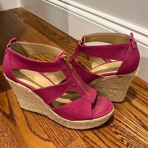 Michael Michael Kors Damita pink zipper wedges size 8.